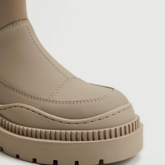 Mango Flat Rubberized Lug Boots - Picture 11 of 12